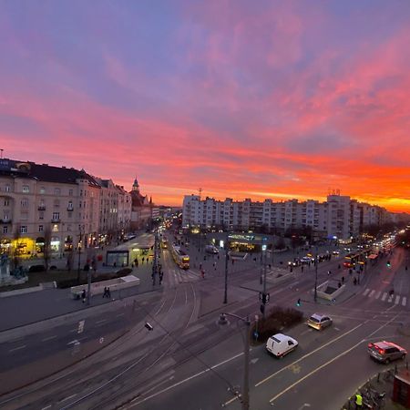 Luxury Buda Lägenhet Budapest Exteriör bild