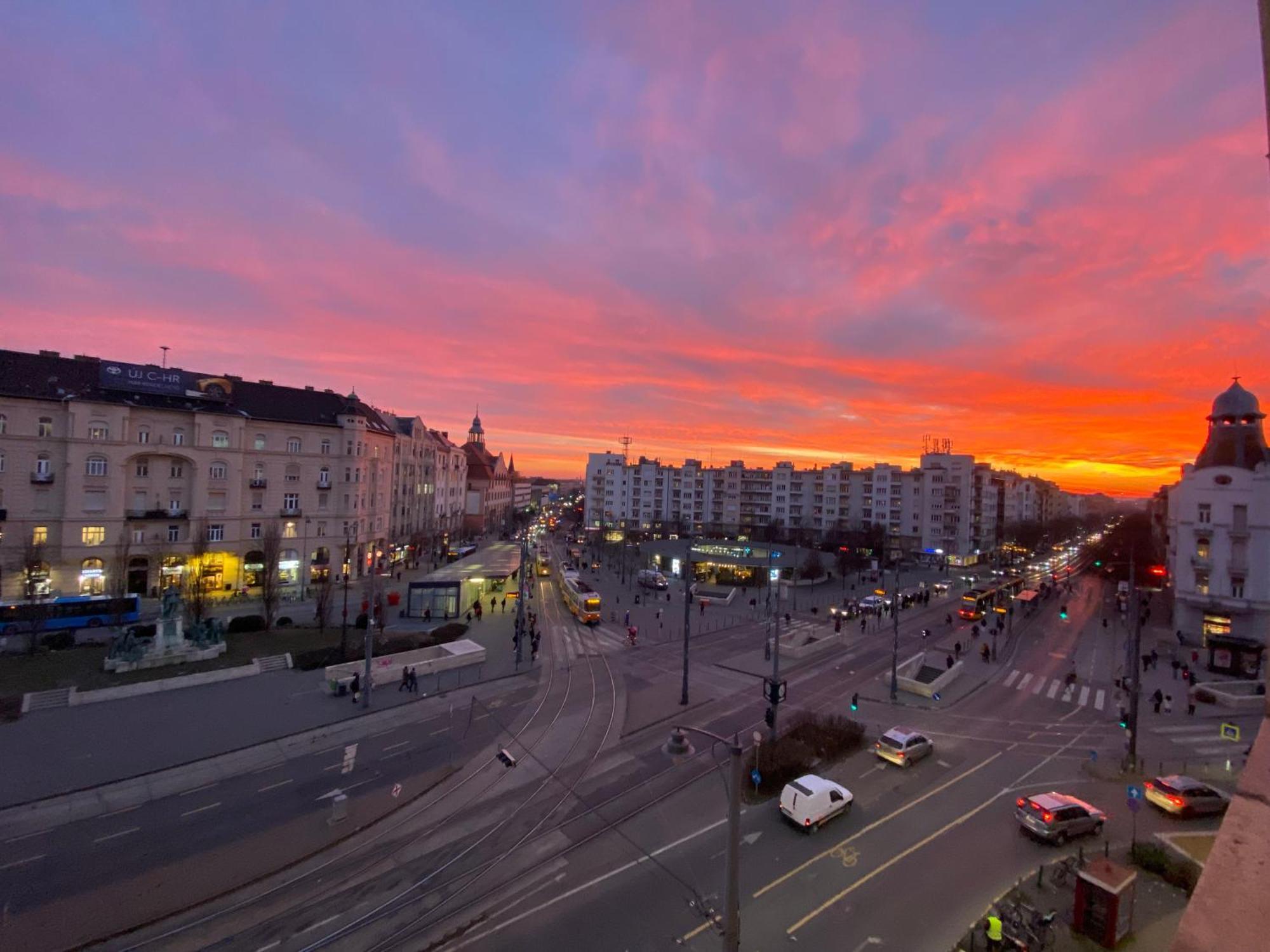 Luxury Buda Lägenhet Budapest Exteriör bild